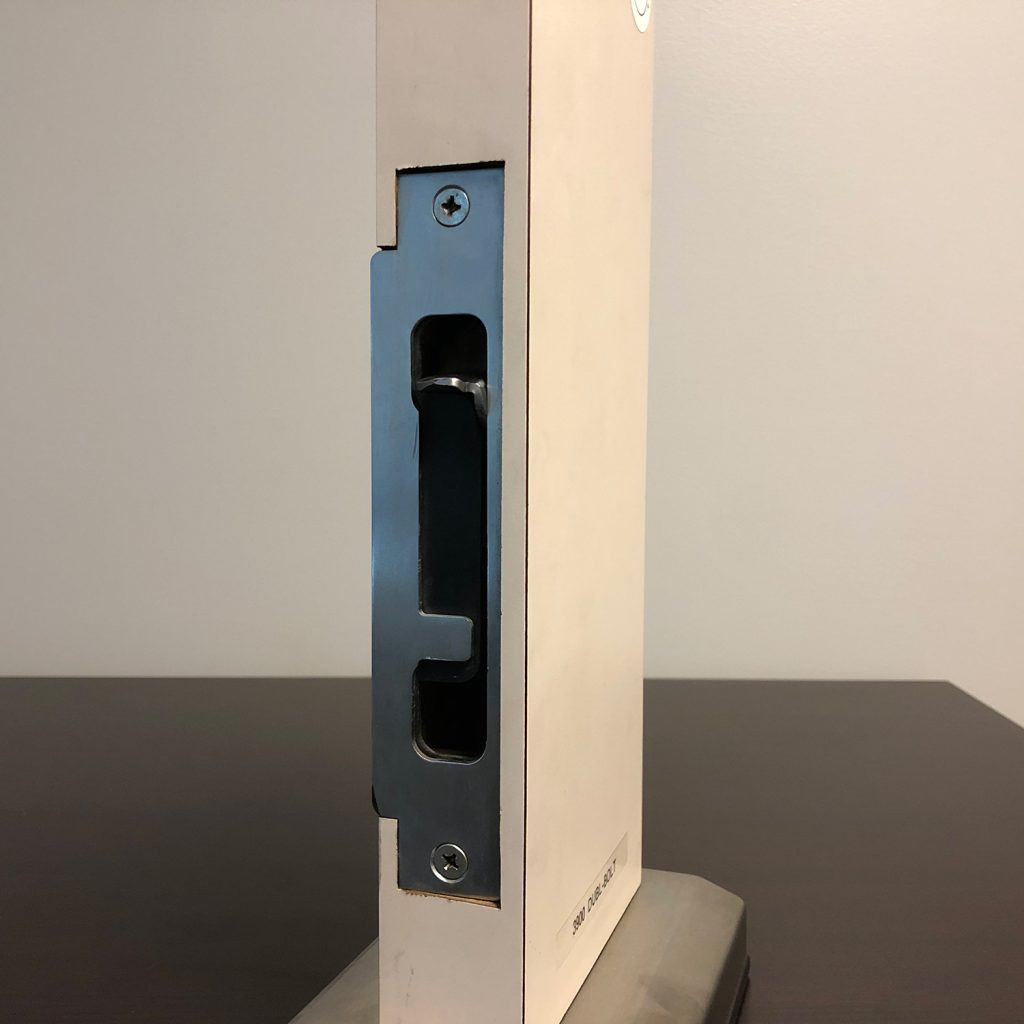 3900 DUBL-BOLT 2-Point Latching Flush Bolt